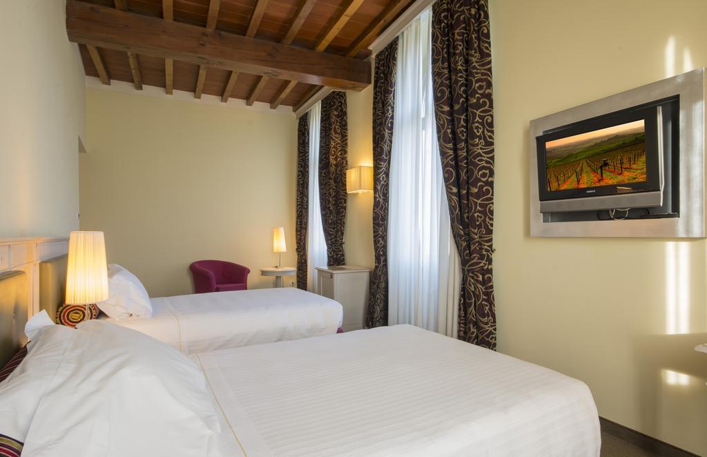 Lhp Hotel Certaldo Esterno foto