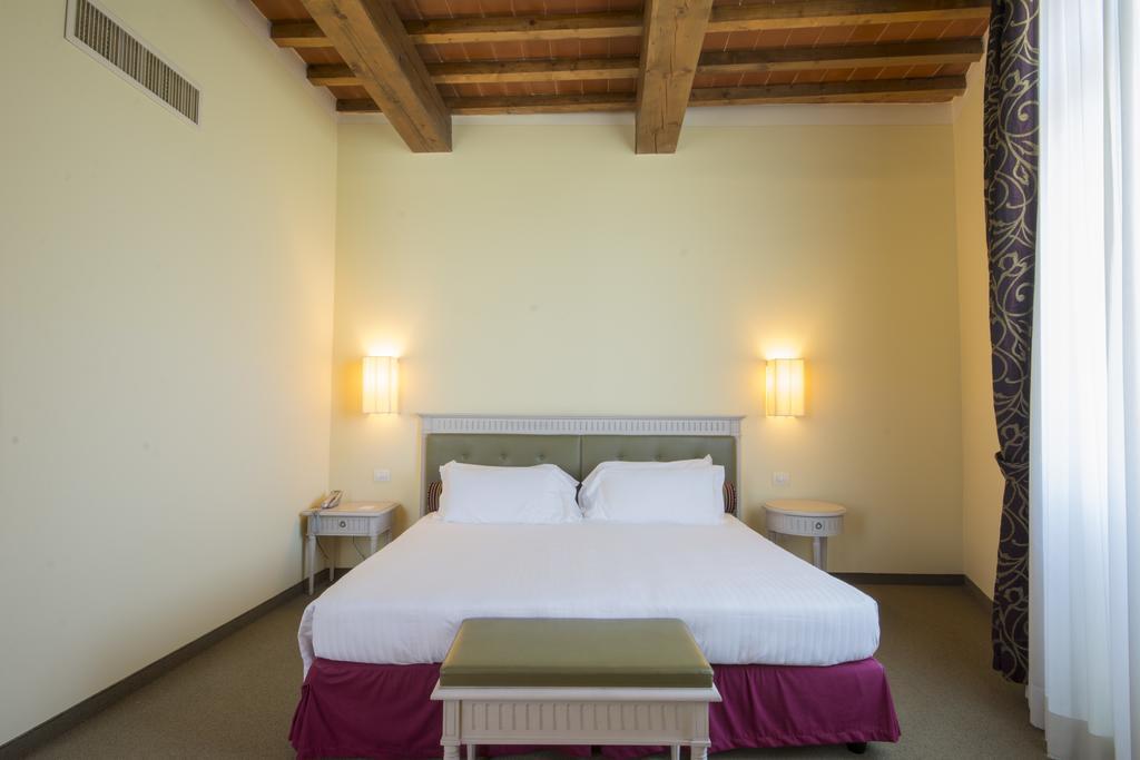 Lhp Hotel Certaldo Esterno foto