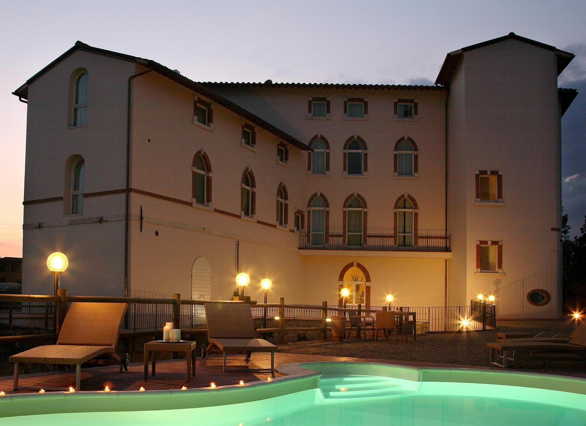 Lhp Hotel Certaldo Esterno foto